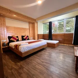 gs-cottage-on-mall-road.shimlahotels.net/
